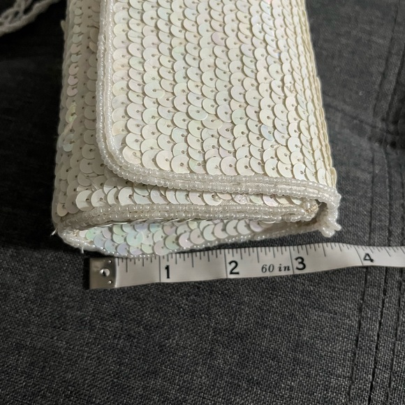 La Regale sequins mini party bag - Picture 11 of 11